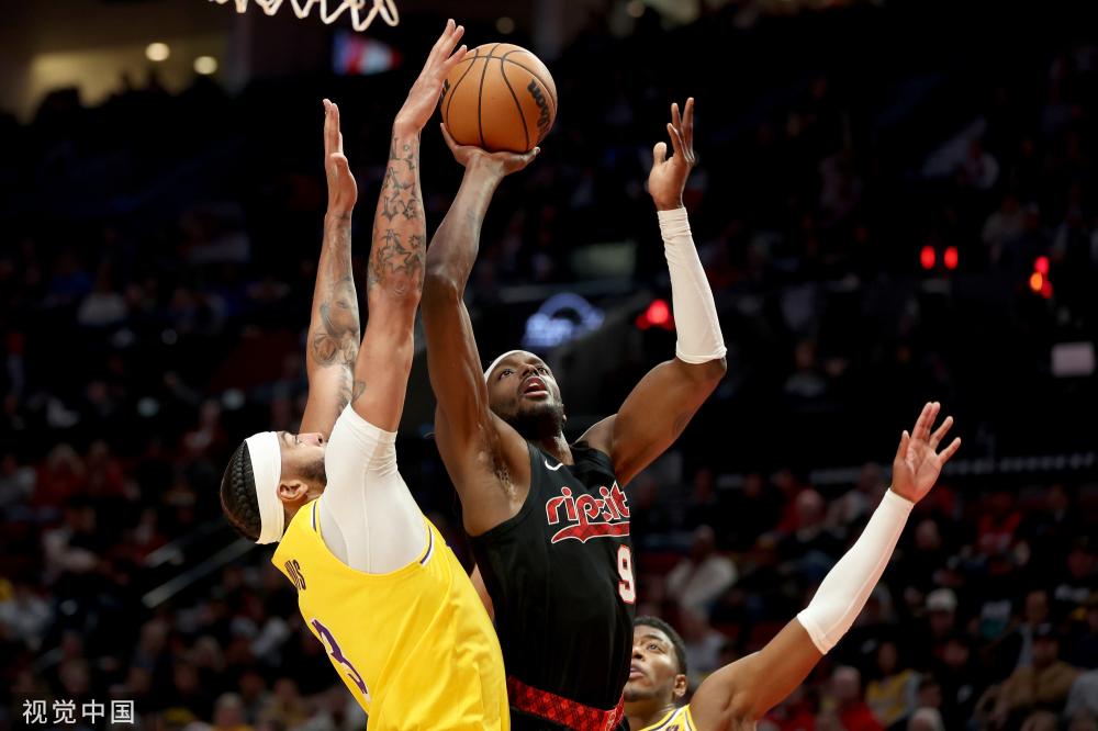 何重新定义 何重新定义