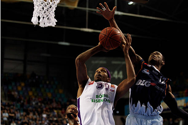 经过快速的 经过快速的